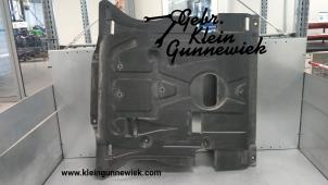 Usados Chapa protectora motor Mercedes GLE-Klasse Precio € 65,00 Norma de margen ofrecido por Gebr.Klein Gunnewiek Ho.BV