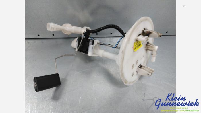 Gebrauchte Kraftstoffpumpe Elektrisch Mercedes GLE Preis € 55,00 Margenregelung angeboten von Klein Gunnewiek Autodemontage & Motorentechniek