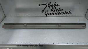 Usados Persiana izquierda Volkswagen Transporter Precio € 195,00 Norma de margen ofrecido por Gebr.Klein Gunnewiek Ho.BV