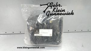 Used Luggage net Mercedes E-Klasse Price € 25,00 Margin scheme offered by Gebr.Klein Gunnewiek Ho.BV