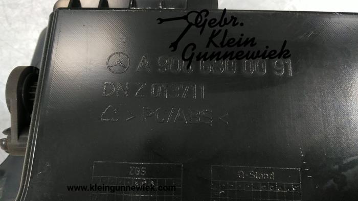 Boîte à gants d'un Mercedes Sprinter 2012