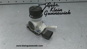 Used AdBlue pump Volkswagen Caddy Price € 135,00 Margin scheme offered by Gebr.Klein Gunnewiek Ho.BV