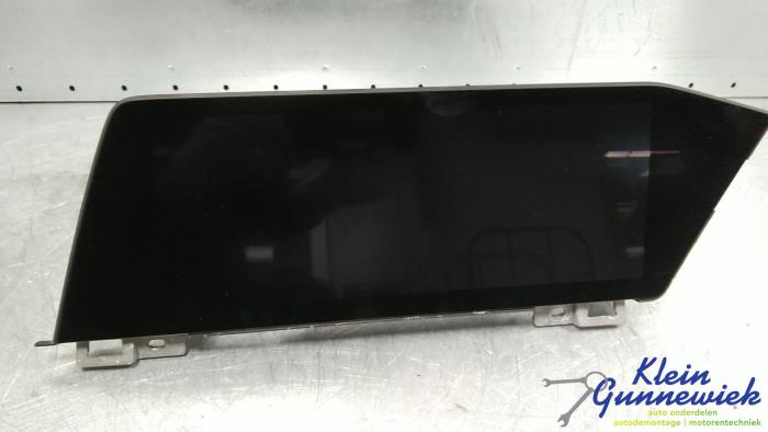 Begagnade Innerdisplay BMW X5 Pris € 295,00 Marginaltabell erbjuds av Klein Gunnewiek Autodemontage & Motorentechniek
