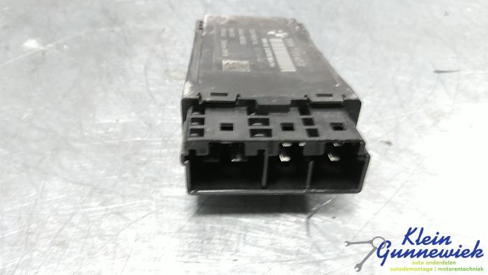 Begagnade Sätesdator BMW X5 Pris € 28,00 Marginaltabell erbjuds av Klein Gunnewiek Autodemontage & Motorentechniek
