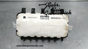 Usagé Airbag droite (tableau de bord) Renault Megane Prix € 115,00 Règlement à la marge proposé par Gebr.Klein Gunnewiek Ho.BV