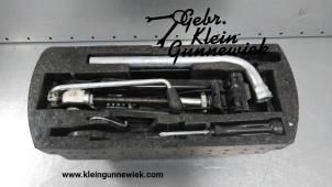 Used Tool set Volkswagen Golf Price € 25,00 Margin scheme offered by Gebr.Klein Gunnewiek Ho.BV
