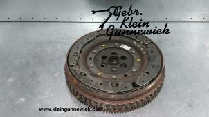 Used Flywheel Renault Megane Price € 185,00 Margin scheme offered by Gebr.Klein Gunnewiek Ho.BV