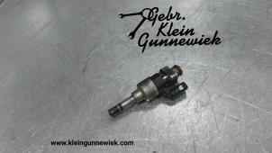 Used Injector (petrol injection) Opel Astra Price € 100,00 Margin scheme offered by Gebr.Klein Gunnewiek Ho.BV