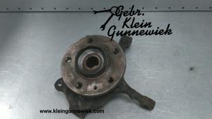 Used Knuckle, front right Opel Vivaro Price € 40,00 Margin scheme offered by Gebr.Klein Gunnewiek Ho.BV