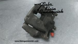 Used Front brake calliper, left Renault Megane Price € 50,00 Margin scheme offered by Gebr.Klein Gunnewiek Ho.BV