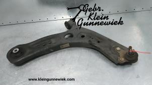 Used Front lower wishbone, right Volkswagen Golf Price € 40,00 Margin scheme offered by Gebr.Klein Gunnewiek Ho.BV