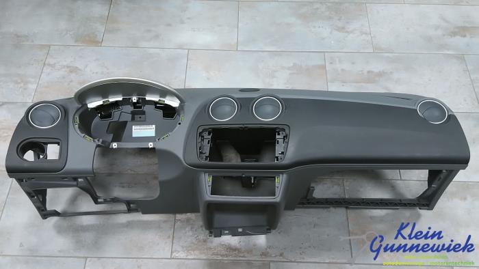 Używane Panel Seat Ibiza Cena € 195,00 Procedura marży oferowane przez Klein Gunnewiek Autodemontage & Motorentechniek