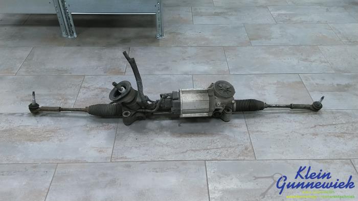 Begagnade Styrbox Opel Astra Pris € 93,00 Marginaltabell erbjuds av Klein Gunnewiek Autodemontage & Motorentechniek