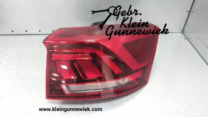 Taillight, left from a Volkswagen T-Roc 2021