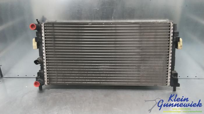 Used Radiator Volkswagen Polo Price € 35,00 Margin scheme offered by Klein Gunnewiek Autodemontage & Motorentechniek
