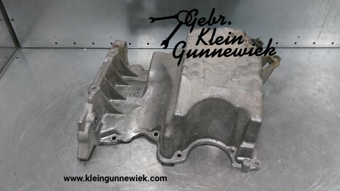 Sump from a Opel Karl 2016