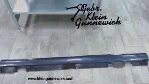 Używane Belka boczna lewa Mercedes E-Klasse Cena € 125,00 Procedura marży oferowane przez Gebr.Klein Gunnewiek Ho.BV
