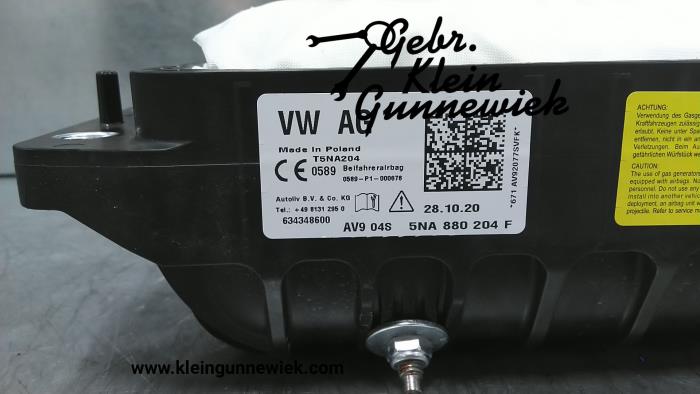 Poduszka powietrzna prawa (deska rozdzielcza) z Volkswagen Tiguan 2020
