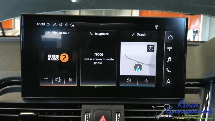 Begagnade Innerdisplay Audi Q5 Pris € 441,00 Marginaltabell erbjuds av Klein Gunnewiek Autodemontage & Motorentechniek