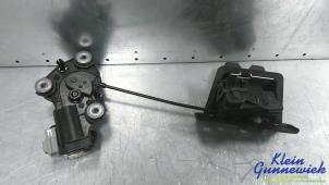 Używane Mechanizm zamka tylnej klapy Volvo XC40 Cena € 95,00 Procedura marży oferowane przez Klein Gunnewiek Autodemontage & Motorentechniek