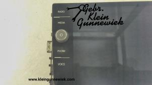 Usados Pantalla interior Volkswagen T-Roc Precio € 345,00 Norma de margen ofrecido por Gebr.Klein Gunnewiek Ho.BV