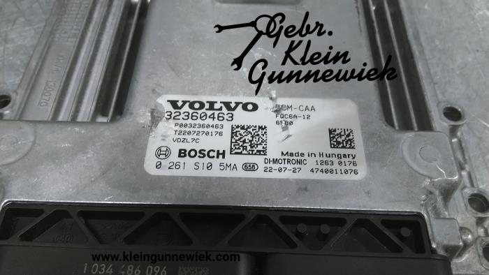 Ordenadores de inyección de un Volvo XC40 2023