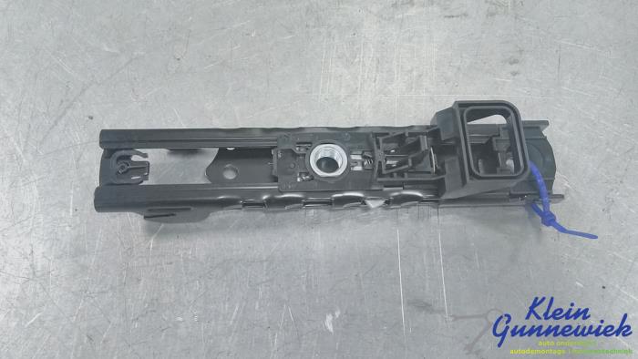 Używane Rózne Volkswagen T-Roc Cena € 20,00 Procedura marży oferowane przez Klein Gunnewiek Autodemontage & Motorentechniek