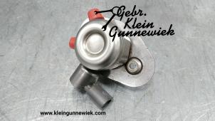 Used Mechanical fuel pump BMW 5-Serie Price € 225,00 Margin scheme offered by Gebr.Klein Gunnewiek Ho.BV