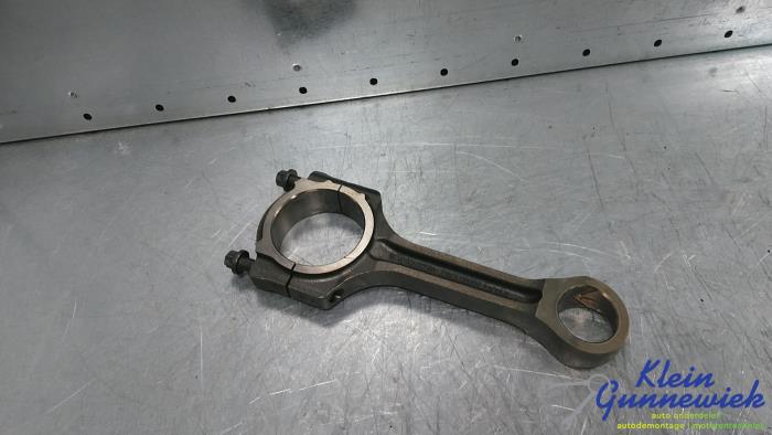 Używane Korbowód Ford Transit Custom Cena € 69,00 Procedura marży oferowane przez Klein Gunnewiek Autodemontage & Motorentechniek