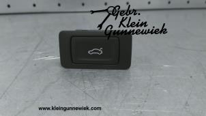 Usagé Commodo Audi Q5 Prix € 25,00 Règlement à la marge proposé par Gebr.Klein Gunnewiek Ho.BV