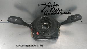 Usados Interruptor combinado columna de dirección BMW 5-Serie Precio € 195,00 Norma de margen ofrecido por Gebr.Klein Gunnewiek Ho.BV
