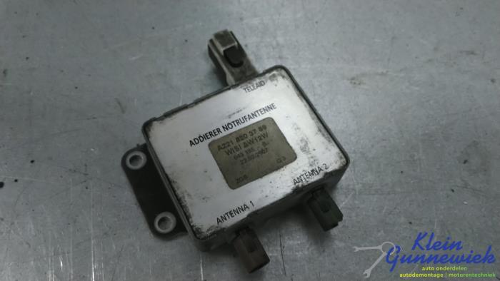 Używane Antena Mercedes CL Cena € 25,00 Procedura marży oferowane przez Klein Gunnewiek Autodemontage & Motorentechniek