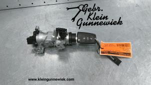 Gebrauchte Zündschloss + Schlüssel Volkswagen T-Cross Preis € 50,00 Margenregelung angeboten von Gebr.Klein Gunnewiek Ho.BV