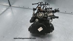 Used Mechanical fuel pump Mercedes CLA Price € 195,00 Margin scheme offered by Gebr.Klein Gunnewiek Ho.BV