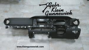 Gebrauchte Armaturenbrett Mercedes E-Klasse Preis € 245,00 Margenregelung angeboten von Gebr.Klein Gunnewiek Ho.BV