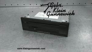 Used Multi-media control unit Volkswagen Golf Price € 295,00 Margin scheme offered by Gebr.Klein Gunnewiek Ho.BV