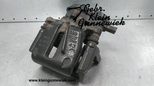 Używane Zacisk hamulcowy lewy tyl Audi A8 Cena € 195,00 Procedura marży oferowane przez Gebr.Klein Gunnewiek Ho.BV