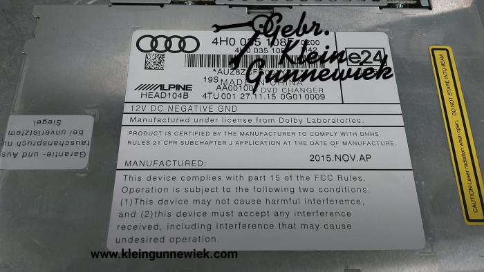 Odtwarzacz DVD z Audi A8 2016
