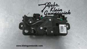Used Tailgate lock mechanism BMW 5-Serie Price € 35,00 Margin scheme offered by Gebr.Klein Gunnewiek Ho.BV
