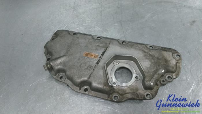 Usagé Couvercle carter Mercedes CLS-Klasse Prix € 65,00 Règlement à la marge proposé par Klein Gunnewiek Autodemontage & Motorentechniek