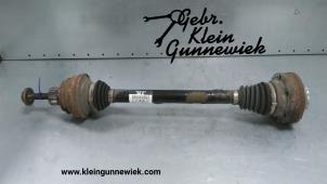 Gebrauchte Antriebswelle links hinten Audi A8 Preis € 65,00 Margenregelung angeboten von Gebr.Klein Gunnewiek Ho.BV
