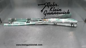 Używane Kurtyna lewa Mercedes E-Klasse Cena € 235,00 Procedura marży oferowane przez Gebr.Klein Gunnewiek Ho.BV