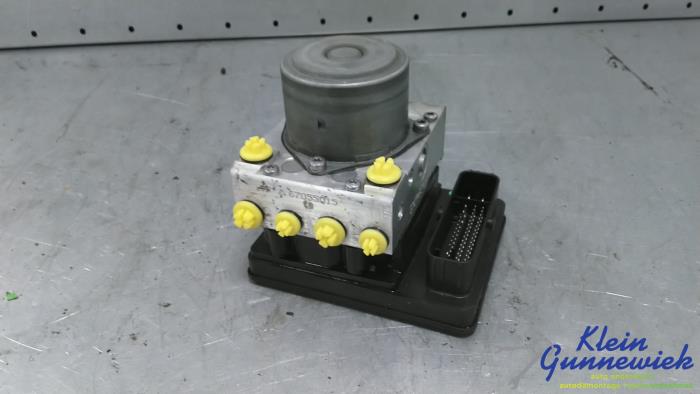 Begagnade ABS-pump Mercedes E-Klasse Pris € 325,00 Marginaltabell erbjuds av Klein Gunnewiek Autodemontage & Motorentechniek