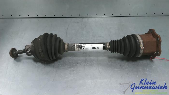 Gebrauchte Antriebswelle rechts vorne Audi A4 Preis € 75,00 Margenregelung angeboten von Klein Gunnewiek Autodemontage & Motorentechniek
