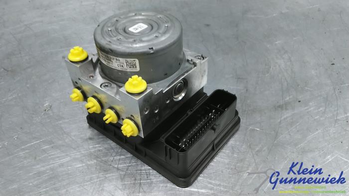 Begagnade ABS-pump Audi S3 Pris € 184,00 Marginaltabell erbjuds av Klein Gunnewiek Autodemontage & Motorentechniek