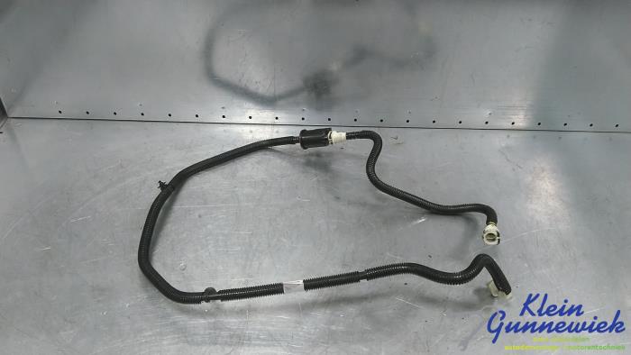 Begagnade Diverse Ford Kuga Pris € 40,00 Marginaltabell erbjuds av Klein Gunnewiek Autodemontage & Motorentechniek