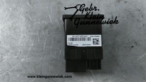 Używane Zlacze AUX/USB Ford Kuga Cena € 35,00 Procedura marży oferowane przez Gebr.Klein Gunnewiek Ho.BV