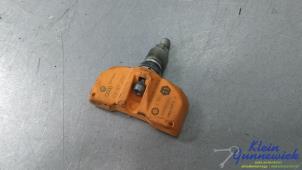 Usados Sensor de presión de neumáticos Audi A8 Precio € 35,00 Norma de margen ofrecido por Klein Gunnewiek Autodemontage & Motorentechniek