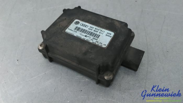 Usagé Ordinateur divers Audi A8 Prix € 65,00 Règlement à la marge proposé par Klein Gunnewiek Autodemontage & Motorentechniek