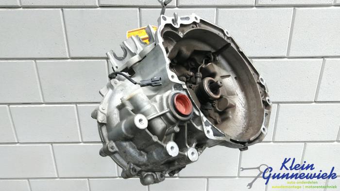 Begagnade Växellåda Opel Karl Pris € 250,00 Marginaltabell erbjuds av Klein Gunnewiek Autodemontage & Motorentechniek